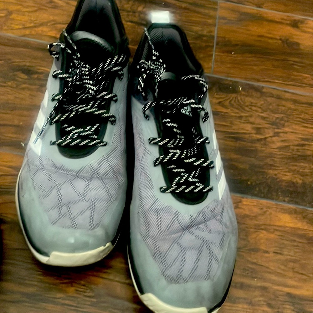 Adidas Men’s shoes 👟